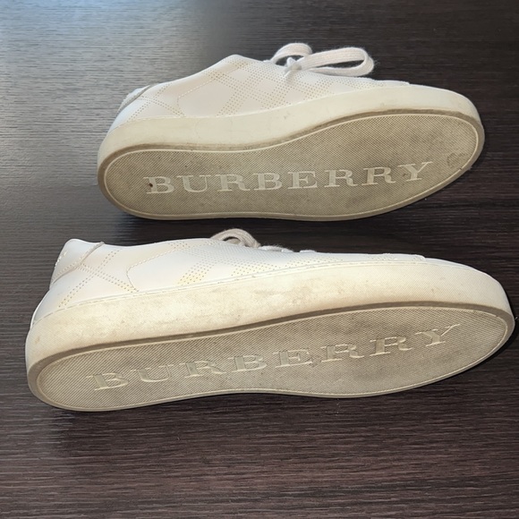 Burberry Leather sneakers - Picture 6 of 9